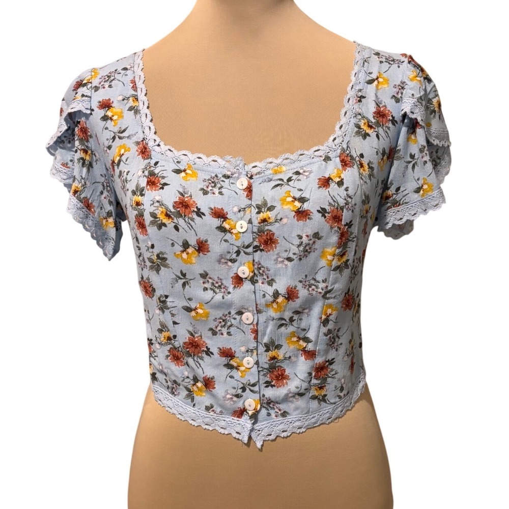 Olivaceous Crop Top Womens Med Blue Floral Lace Trim Button Front Smocked Back